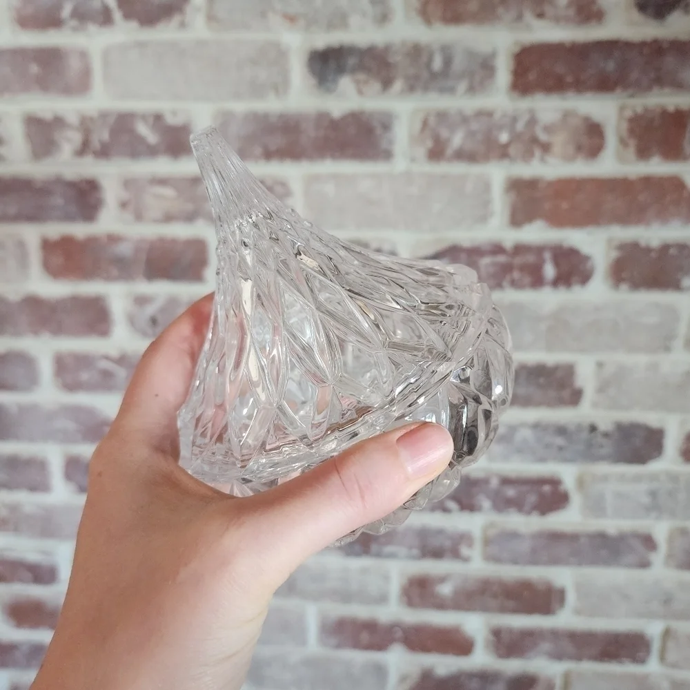 Hershey's Kisses Licensed Crystal Covered Candy Dish